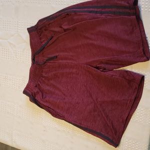 Real Essentials Shorts Men's Small